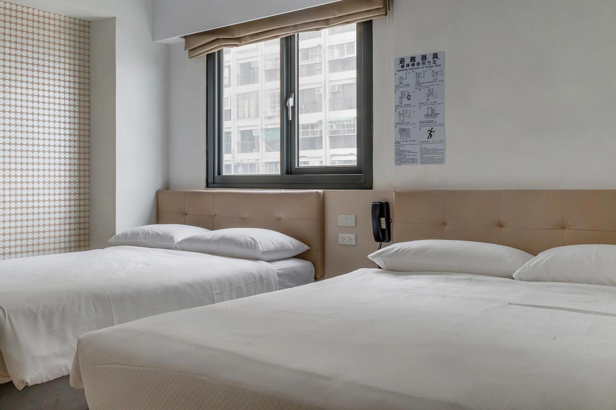 Check Inn Express Kaohsiung Love River Exterior photo